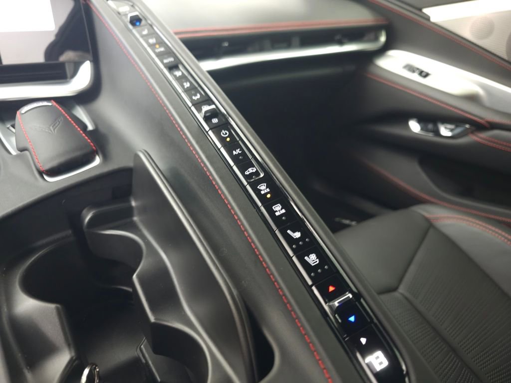 Used 2024 Chevrolet Corvette Z06 w/ Z07 Performance Package image 30
