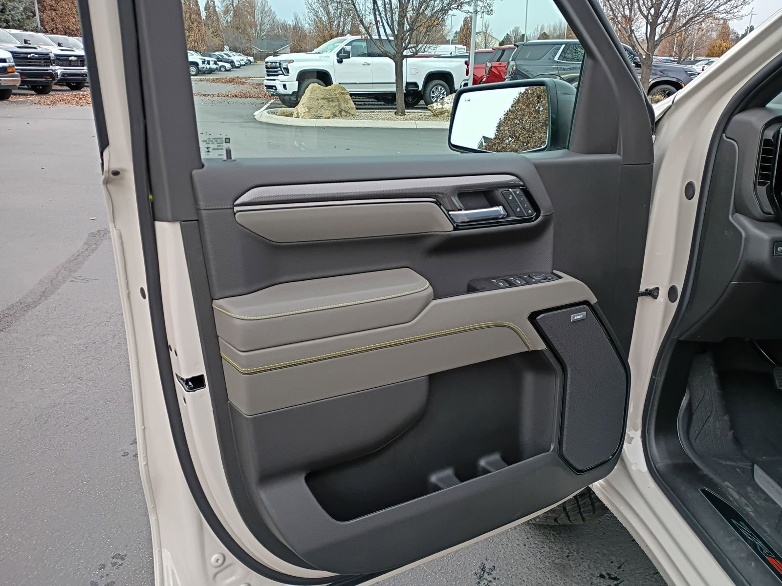 New 2026 Chevrolet Silverado 1500 ZR2 image 32