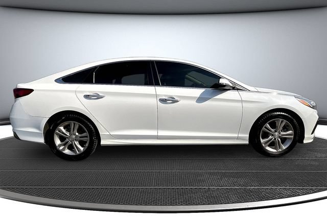 Used 2018 Hyundai Sonata SEL w/ Tech Package 04 FWD image 4