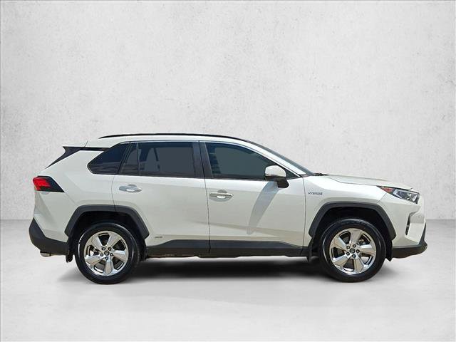 Used 2020 Toyota RAV4 Limited AWD/4WD image 4