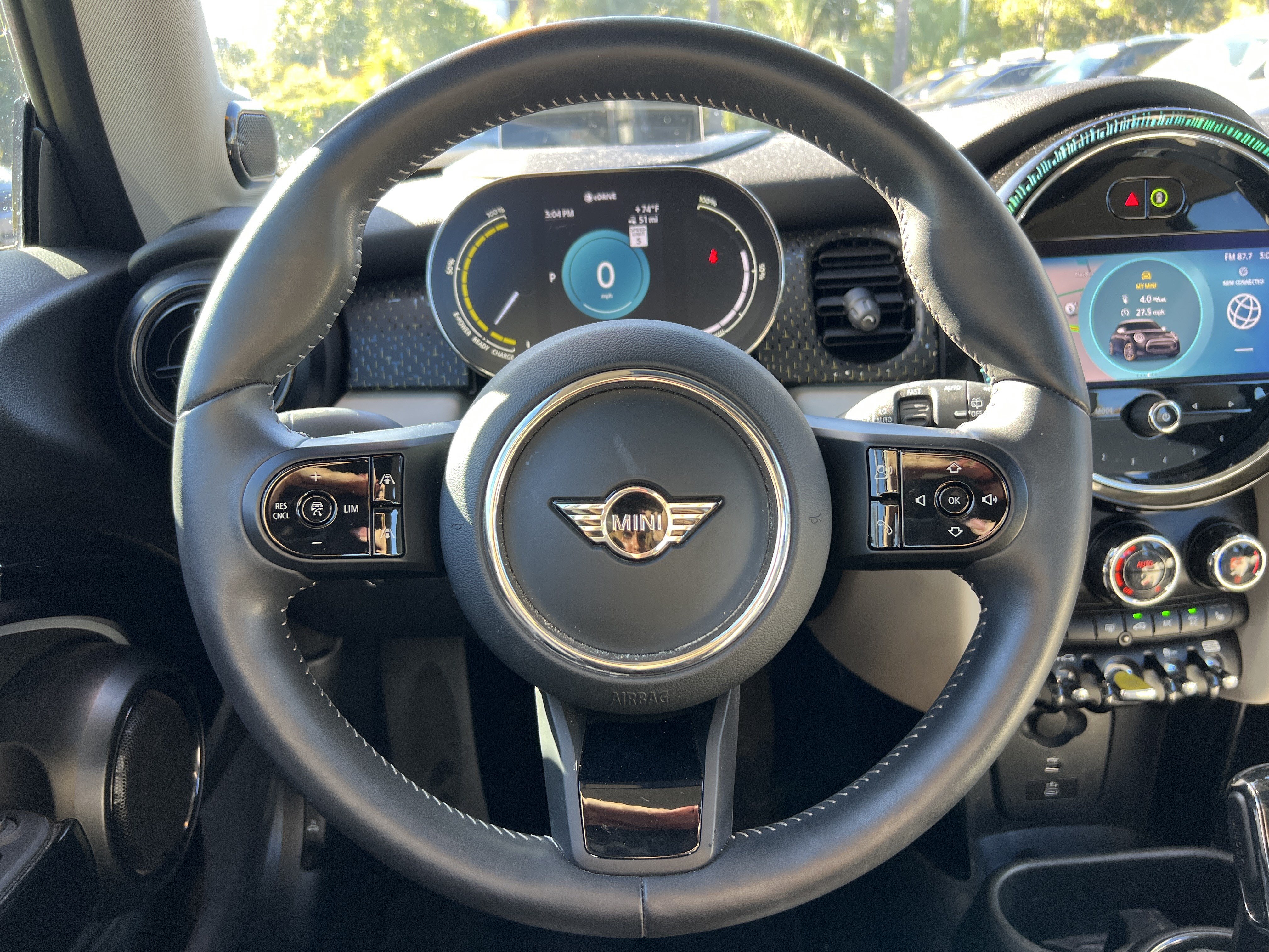 Used 2024 MINI Cooper SE FWD image 18