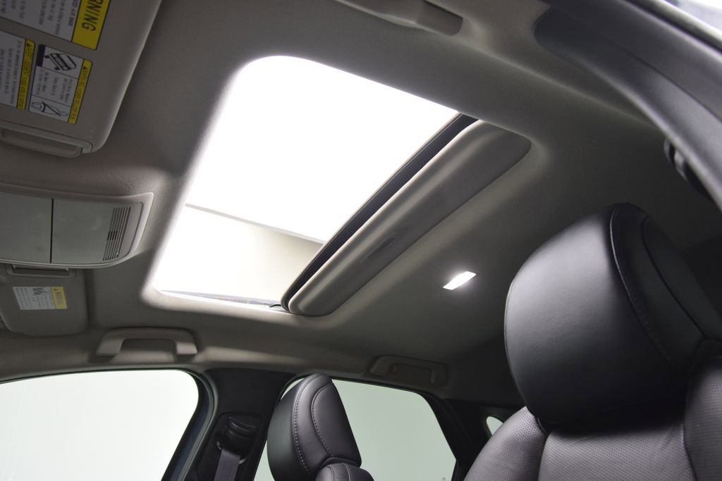 Used 2020 MAZDA CX-30 AWD w/ Premium Package image 19