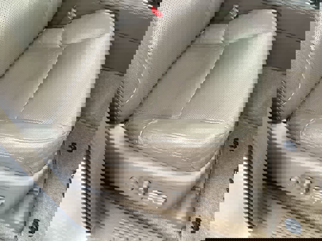 Used 2014 Lexus GX 460 w/ Premium Package image 25