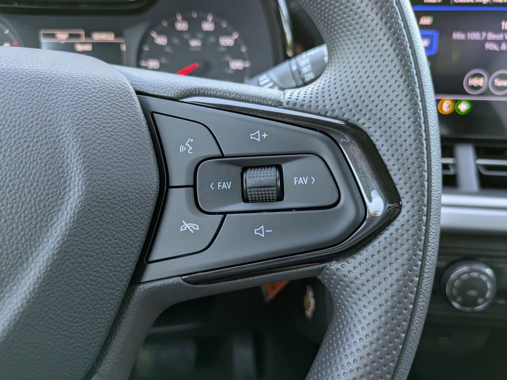 New 2026 Chevrolet Trax LS w/ Driver Confidence Package image 28