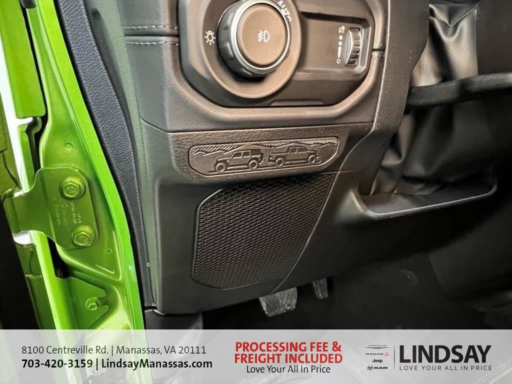 New 2026 Jeep Wrangler Unlimited Sahara AWD/4WD image 33
