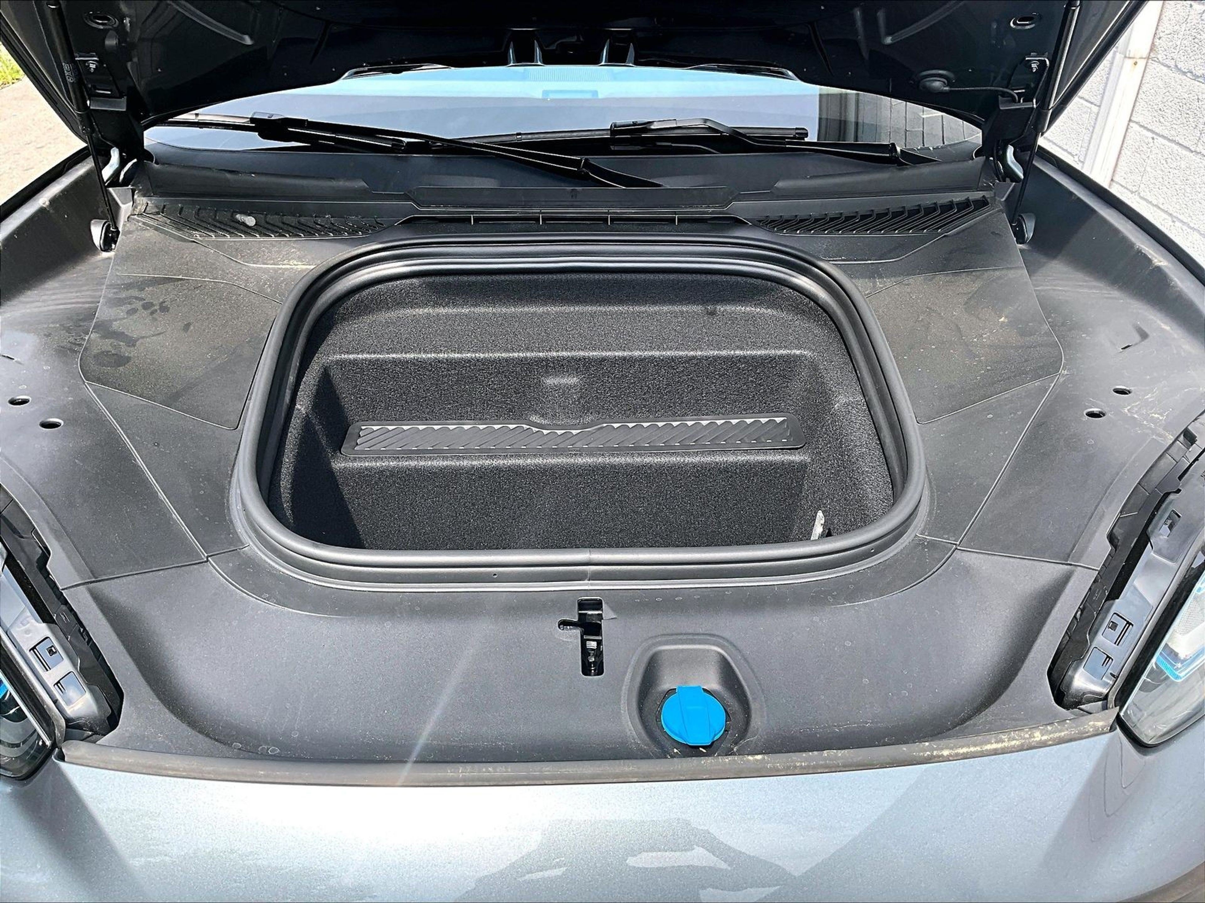 New 2026 Porsche Cayenne Electric AWD/4WD image 12