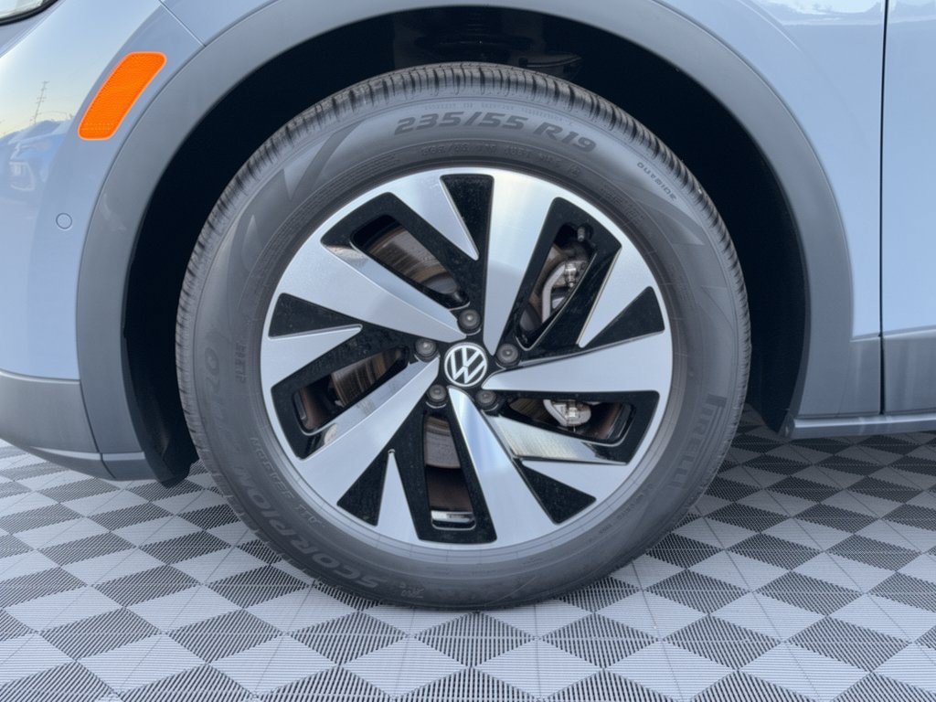 Certified 2024 Volkswagen ID.4 2WD image 13