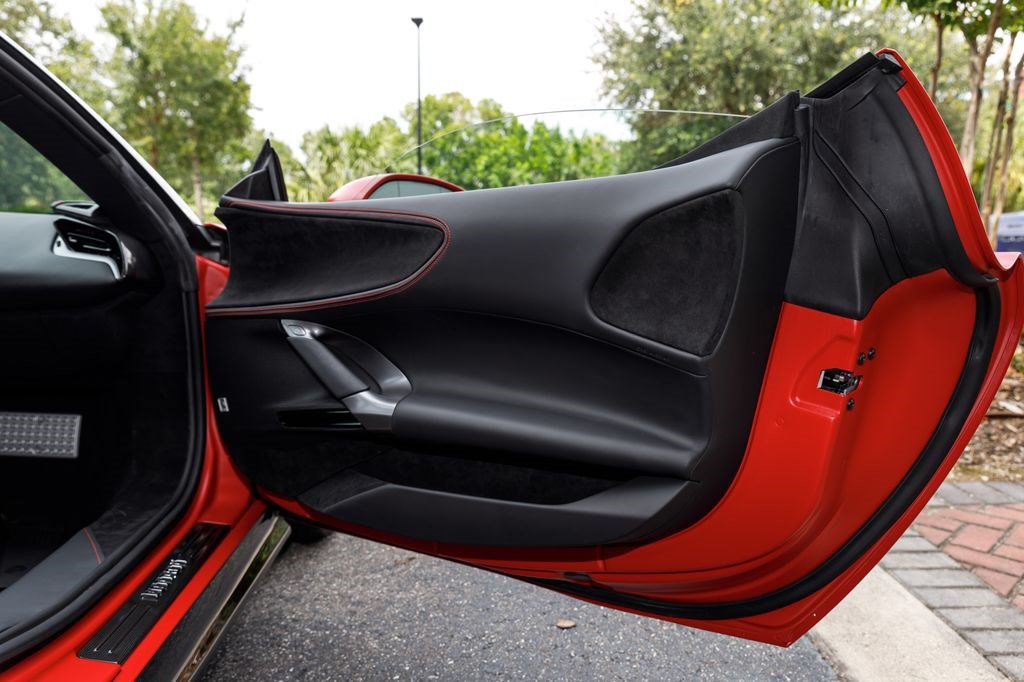 Used 2025 Ferrari SF90 Spider AWD/4WD image 16