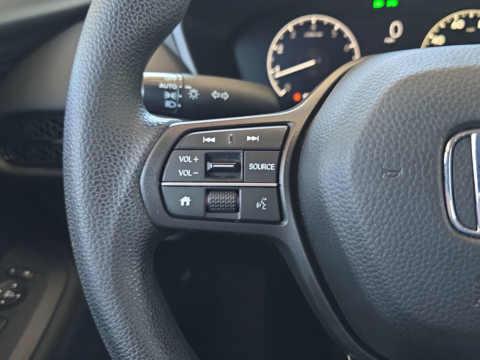 Used 2024 Honda HR-V LX image 19