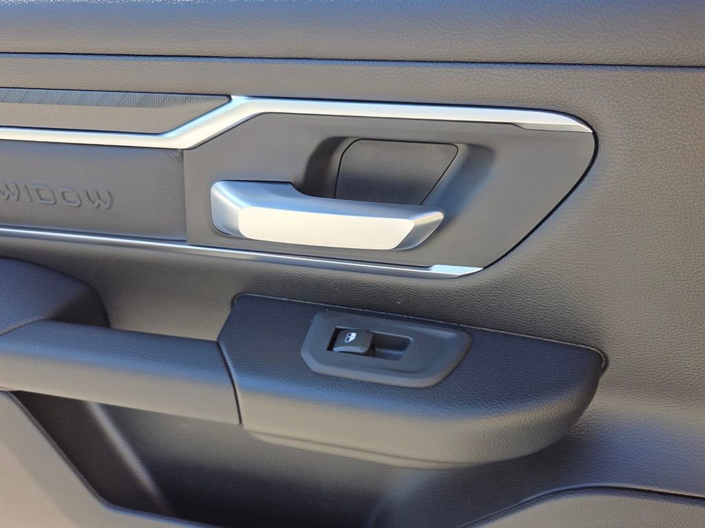 New 2026 RAM 1500 Big Horn AWD/4WD image 10