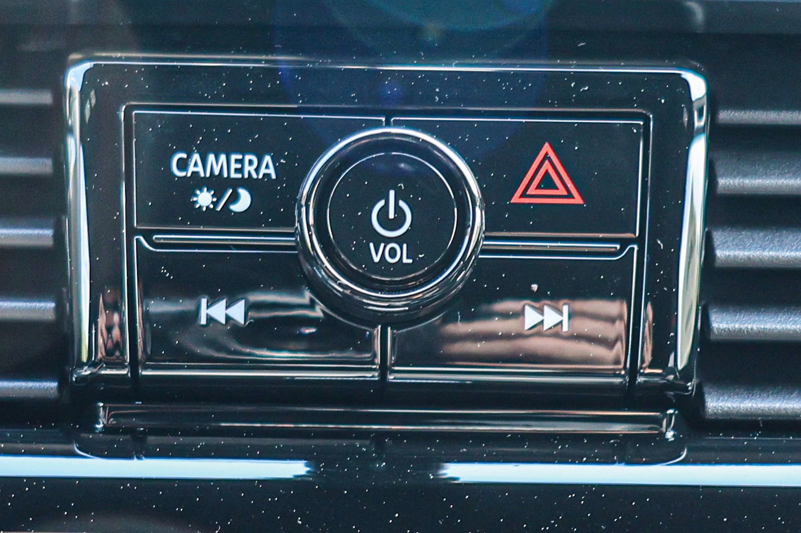 New 2026 Nissan Armada PRO-4X image 30