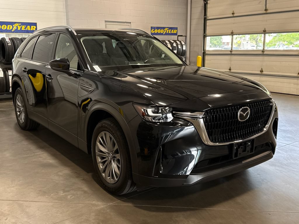 Used 2024 MAZDA CX-90 3.3 Turbo w/ Preferred Package AWD/4WD image 3