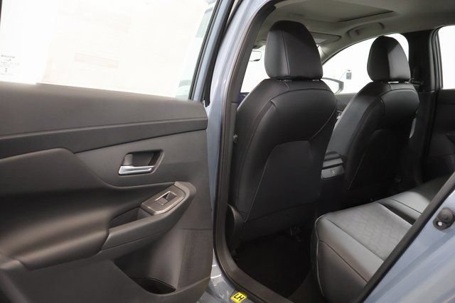 New 2026 Nissan Sentra SR w/ SR Premium Package FWD image 29