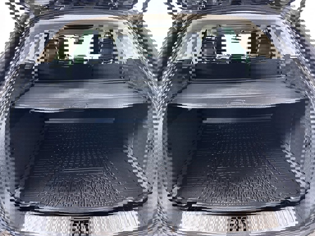 Used 2022 Lincoln Nautilus Reserve w/ Monochromatic Package image 9