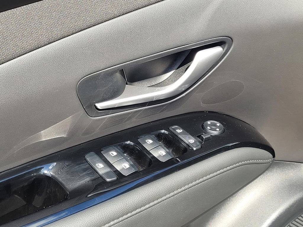 Used 2024 Hyundai Santa Cruz Limited image 12