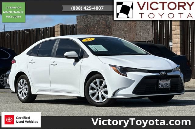 Certified 2025 Toyota Corolla LE FWD image 1