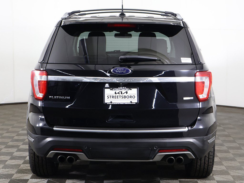 Used 2018 Ford Explorer Platinum AWD/4WD image 16
