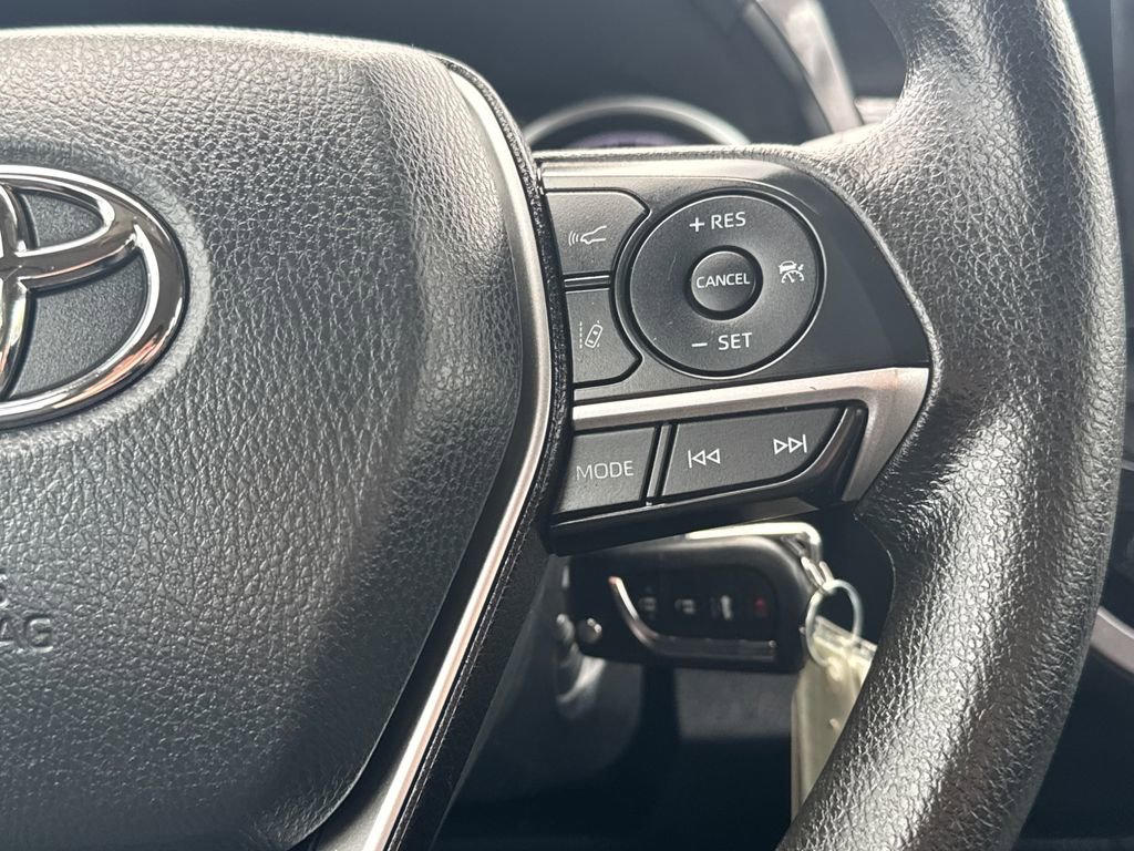 Used 2023 Toyota Camry LE image 18