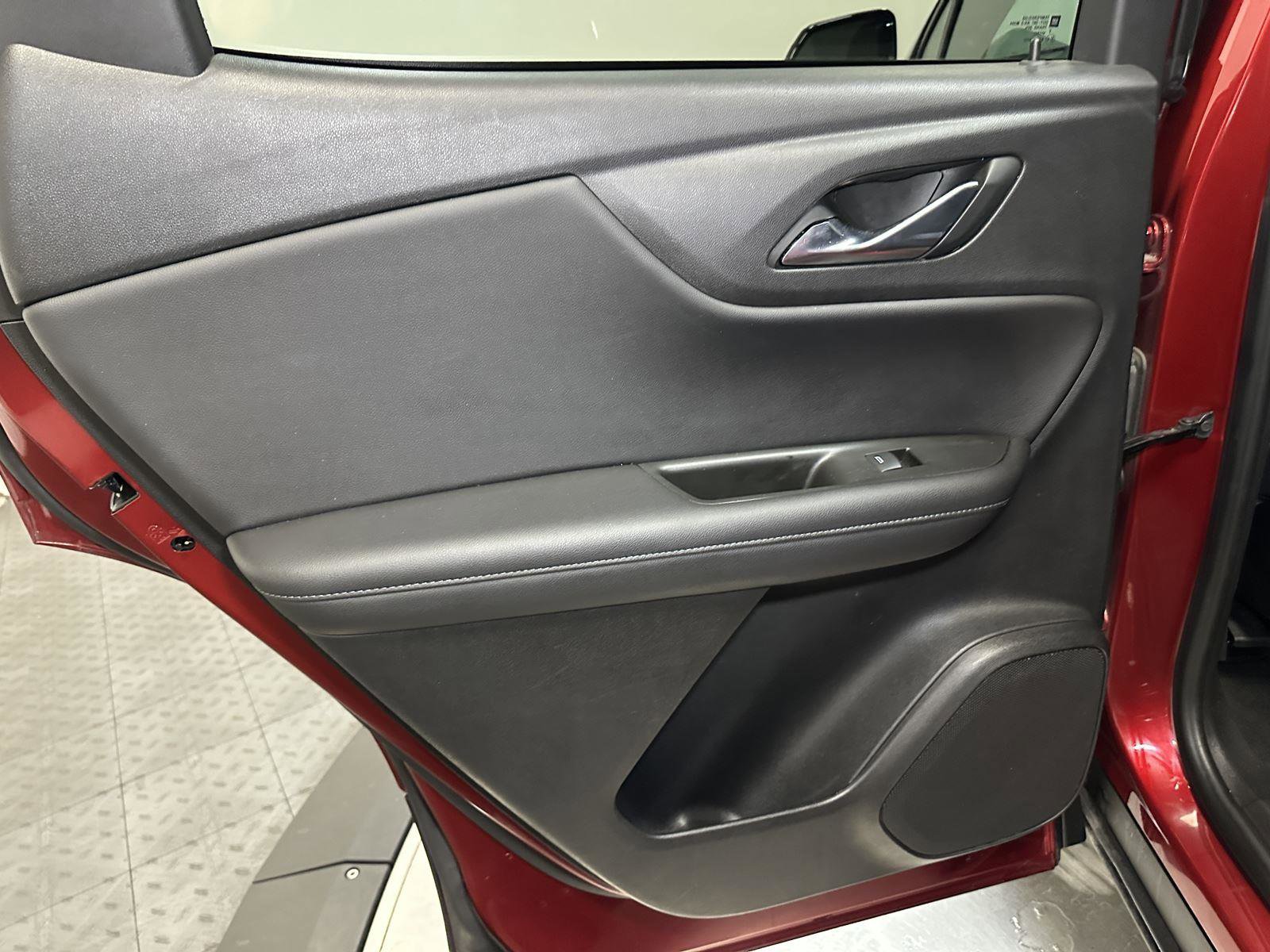 Used 2021 Chevrolet Blazer LT AWD/4WD image 30