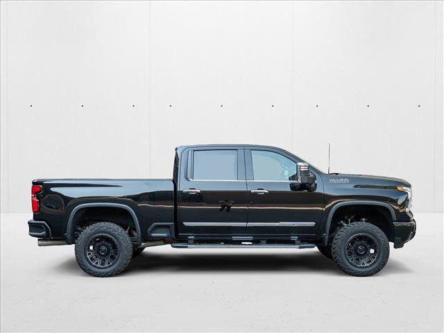 Used 2024 Chevrolet Silverado 2500 High Country image 27