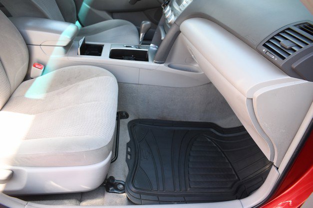 Used 2011 Toyota Camry LE w/ LE Extra-Value Pkg FWD image 25