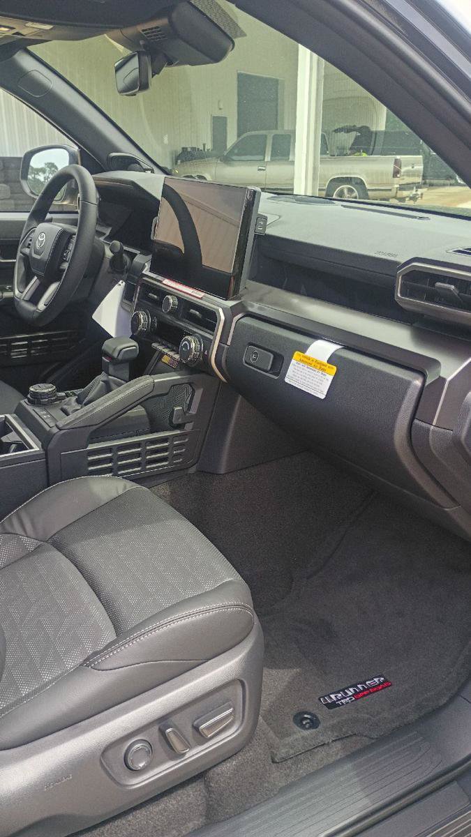 Used 2026 Toyota 4Runner TRD Off-Road Premium AWD/4WD image 20