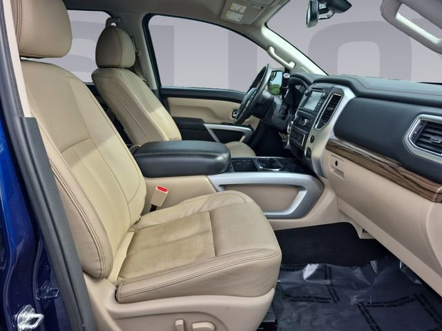 Used 2017 Nissan Titan SL image 17