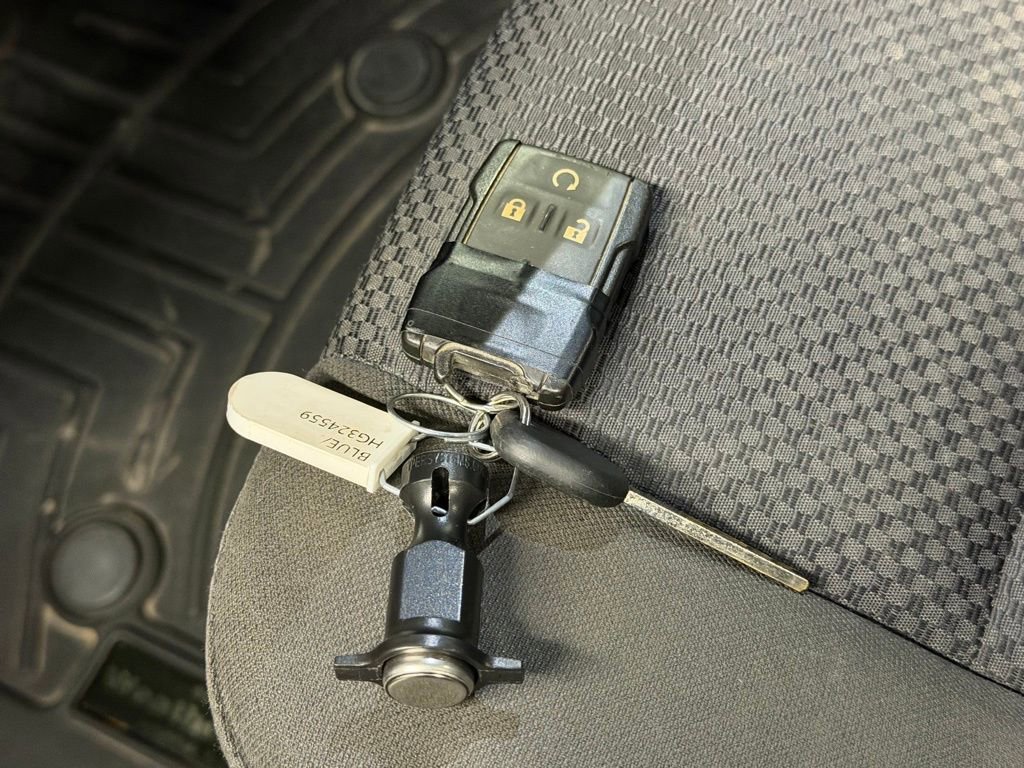 Used 2017 Chevrolet Silverado 1500 LT w/ All Star Edition image 30