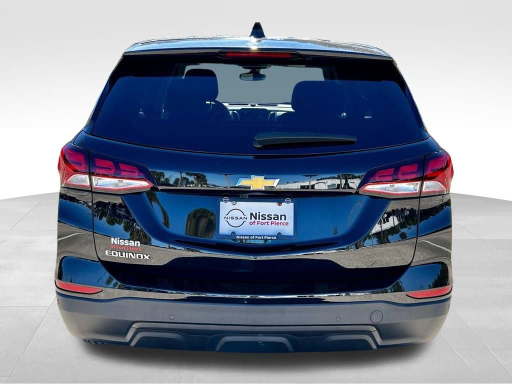 Used 2022 Chevrolet Equinox LS w/ LS Convenience Package image 5