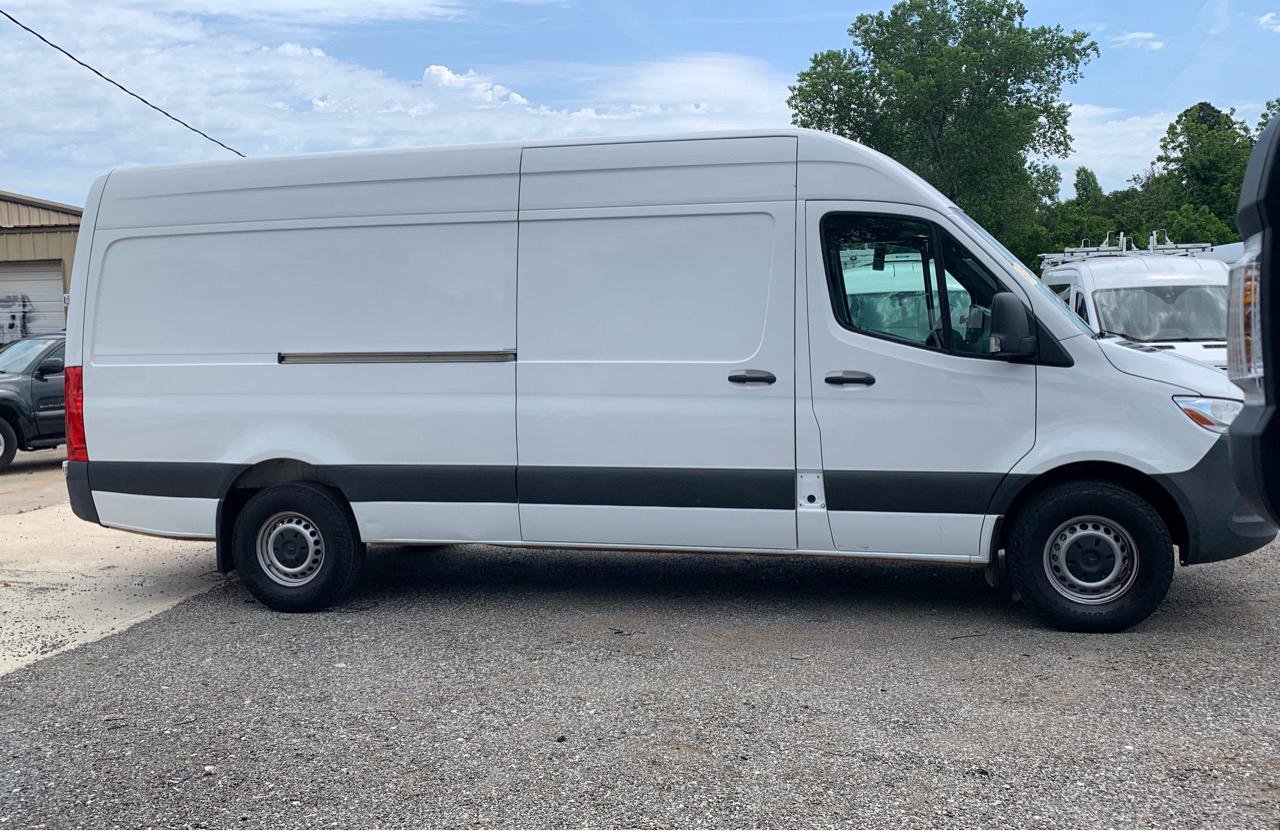 Used 2021 Mercedes-Benz Sprinter 2500 image 24