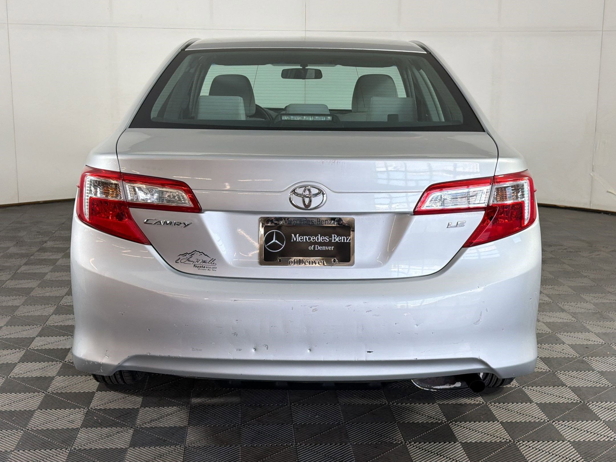Used 2012 Toyota Camry LE image 10