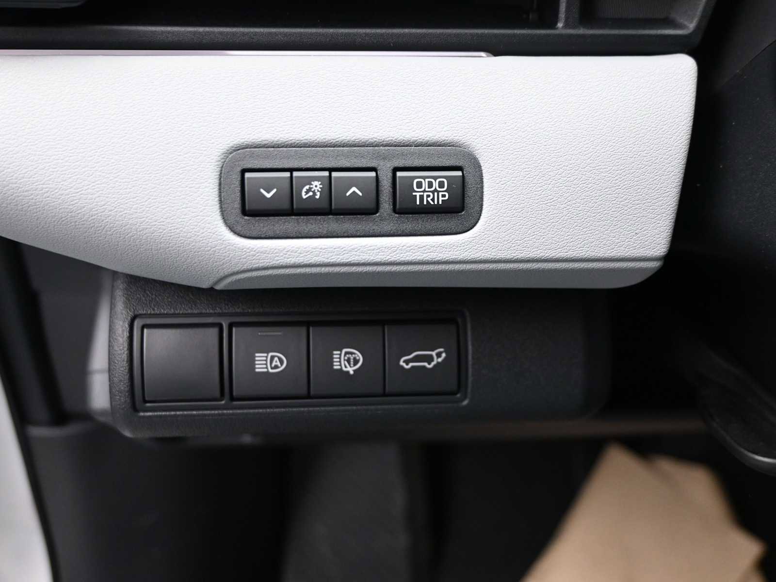 New 2026 Subaru Solterra Premium image 12