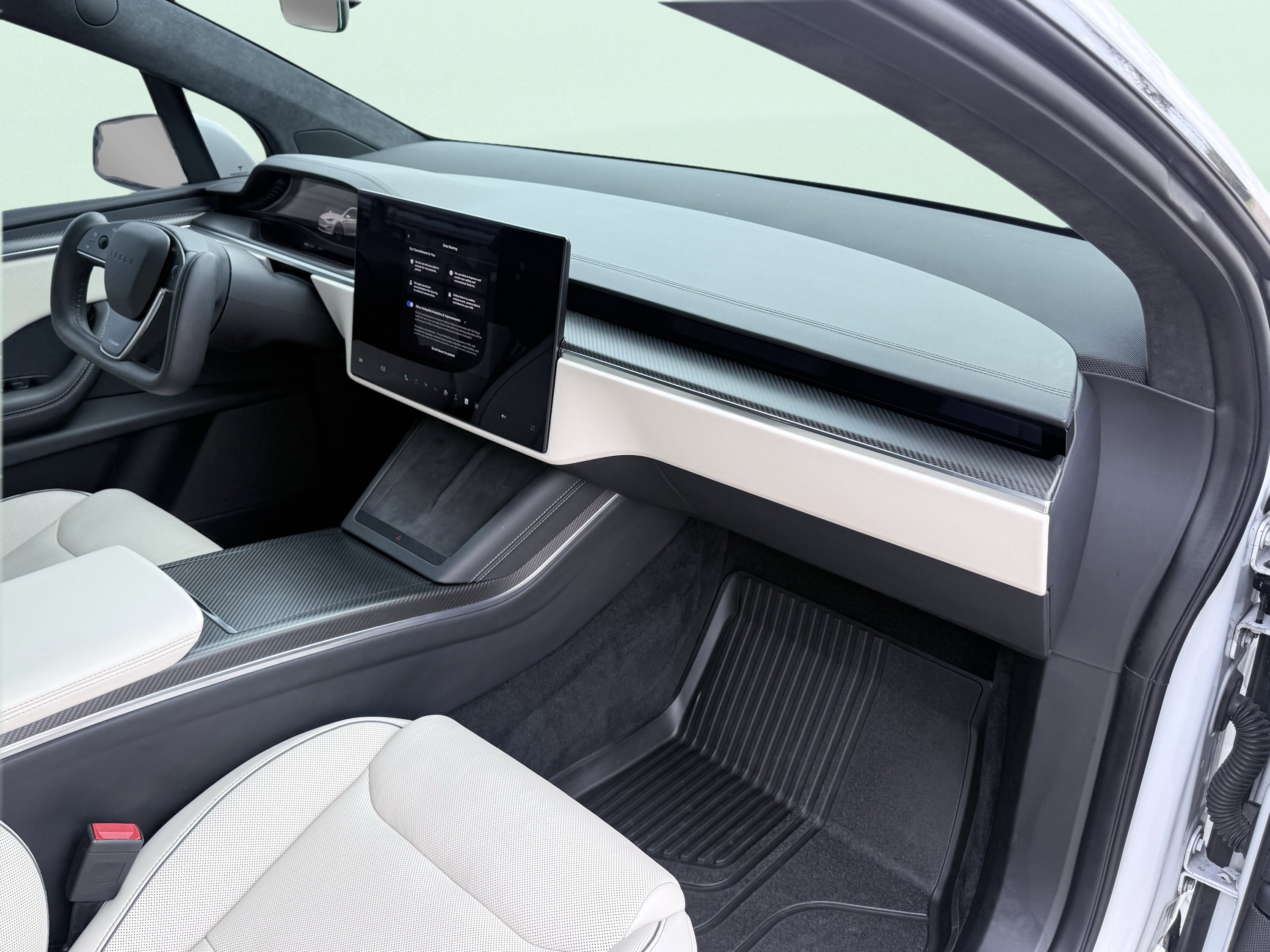 Used 2023 Tesla Model X Plaid image 44