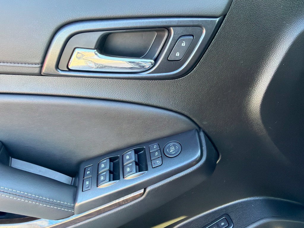Used 2019 Chevrolet Tahoe LT w/ Luxury Package AWD/4WD image 35