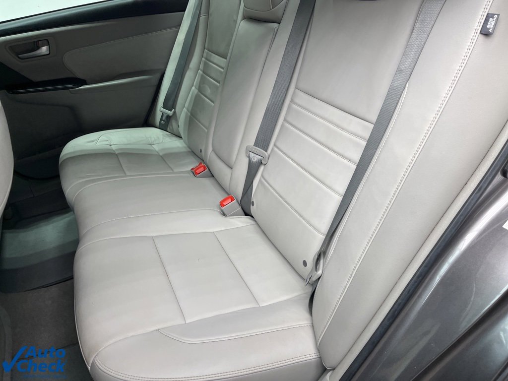 Used 2017 Toyota Camry XLE image 20
