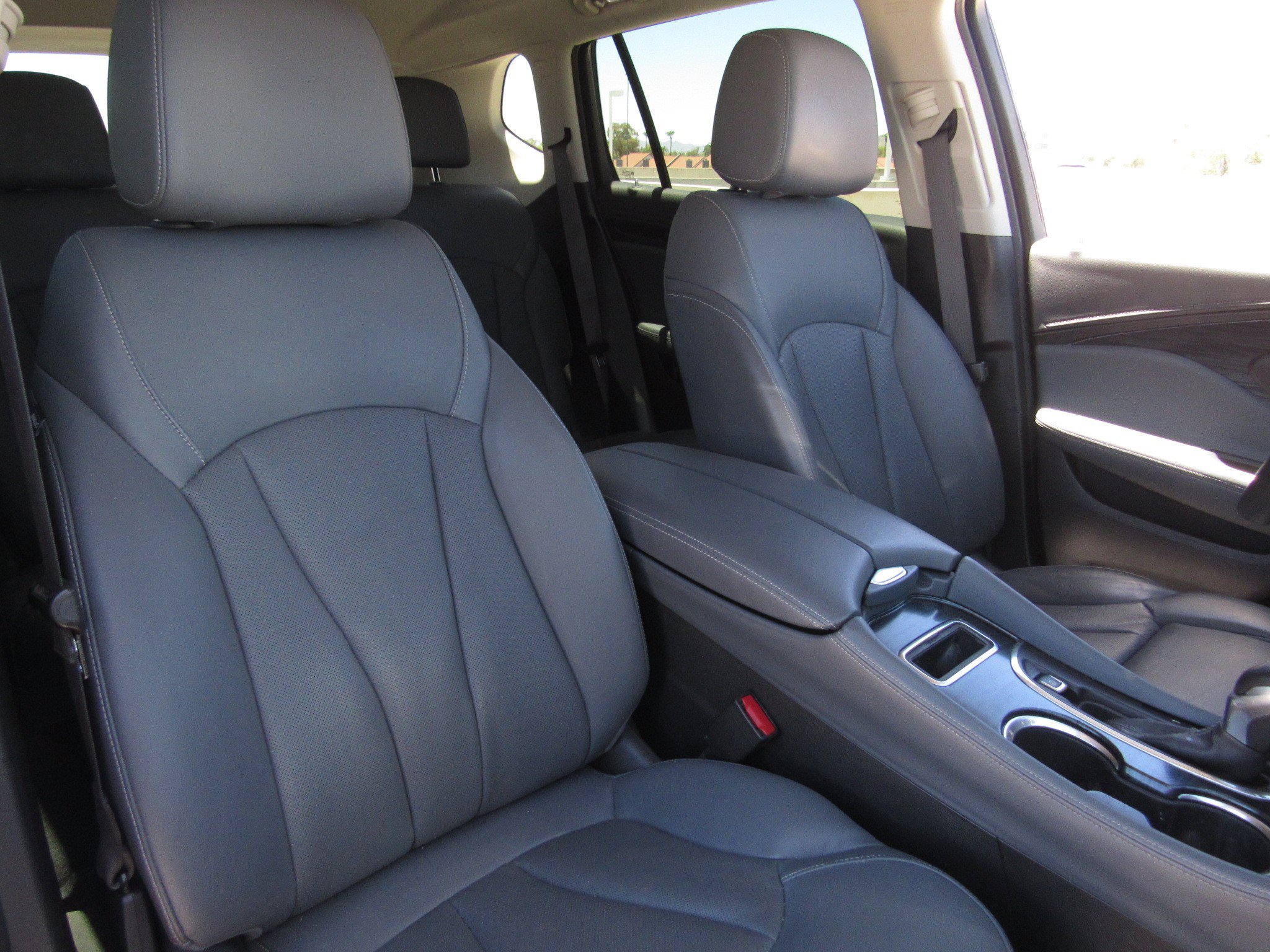 Used 2020 Buick Envision Premium w/ Driver Confidence Package AWD/4WD image 10