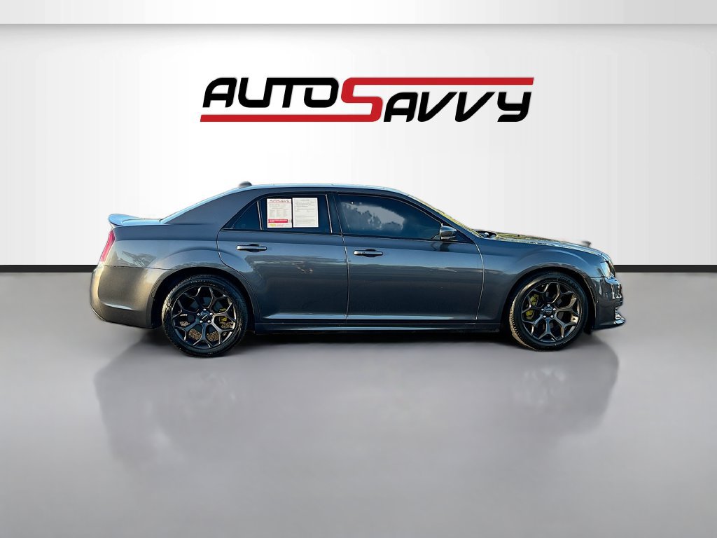 Used 2020 Chrysler 300 S w/ 300S Premium Group RWD image 8
