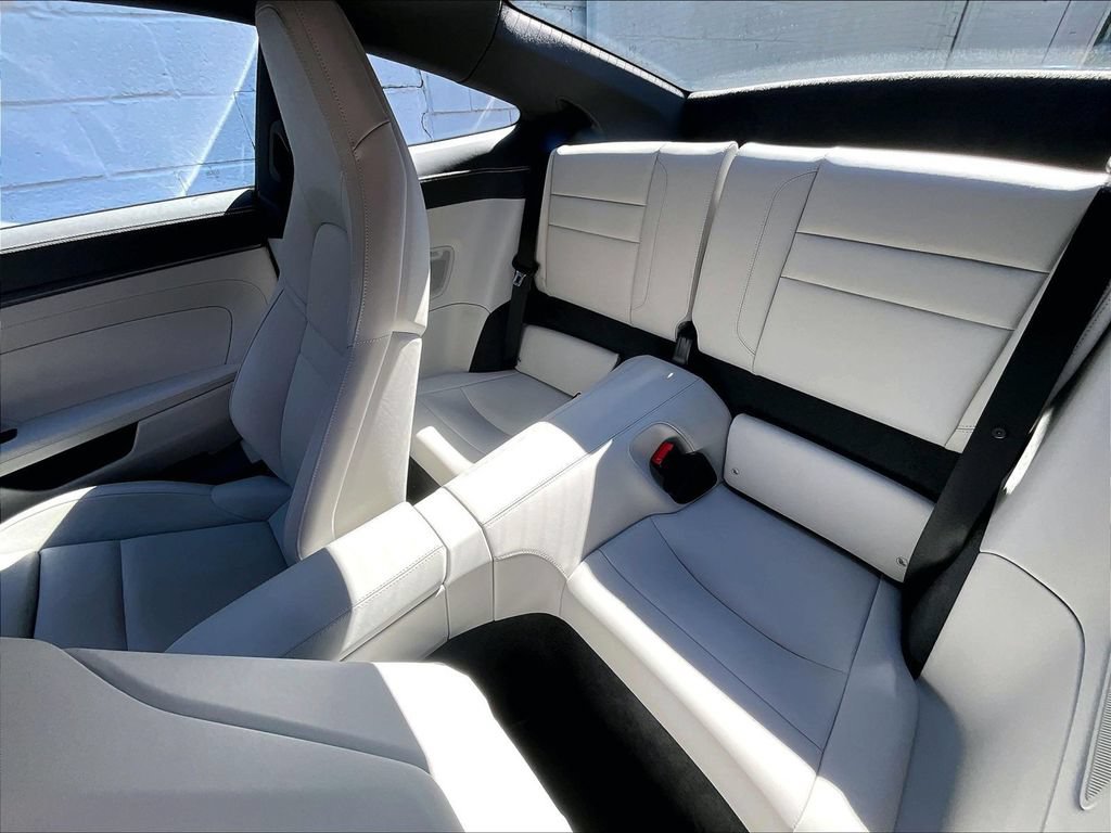 Certified 2024 Porsche 911 Carrera RWD image 22