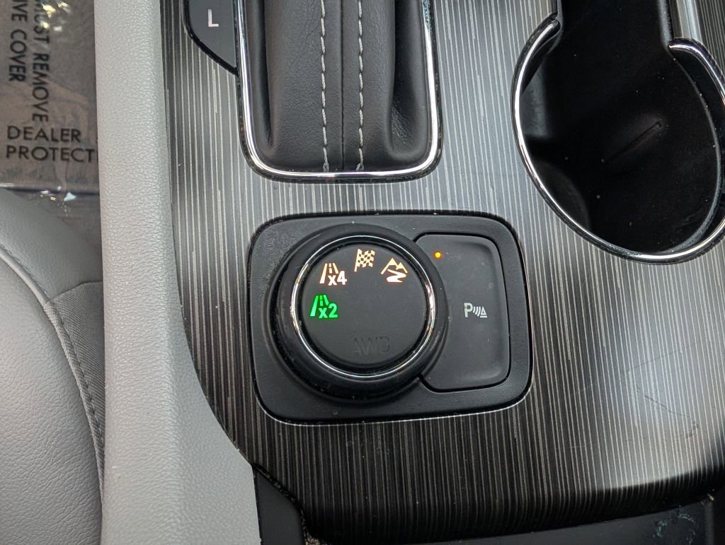 Used 2017 GMC Acadia SLT image 22