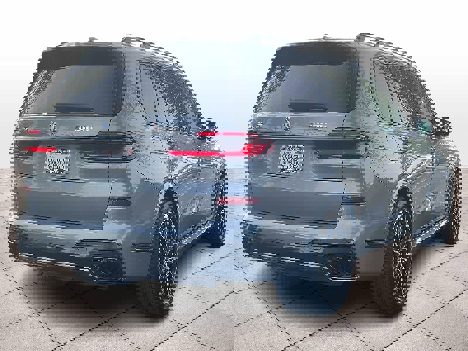 Used 2026 BMW X7 M60i image 15