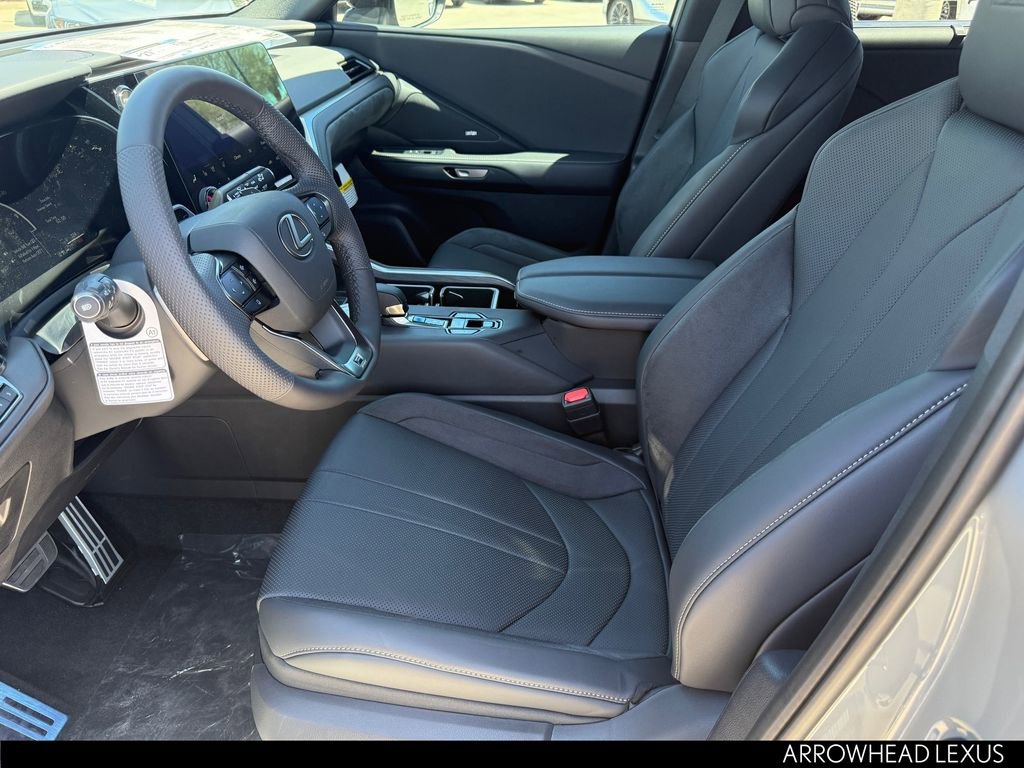 New 2026 Lexus TX 500h AWD image 12