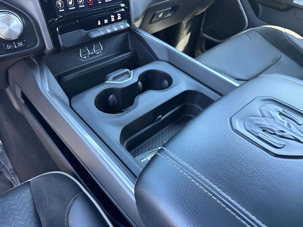 Used 2021 RAM 1500 Laramie w/ Sport Appearance Package AWD/4WD image 38