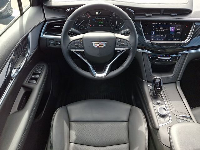 Certified 2025 Cadillac XT6 Premium Luxury w/ LPO, Floor Liner Package image 11
