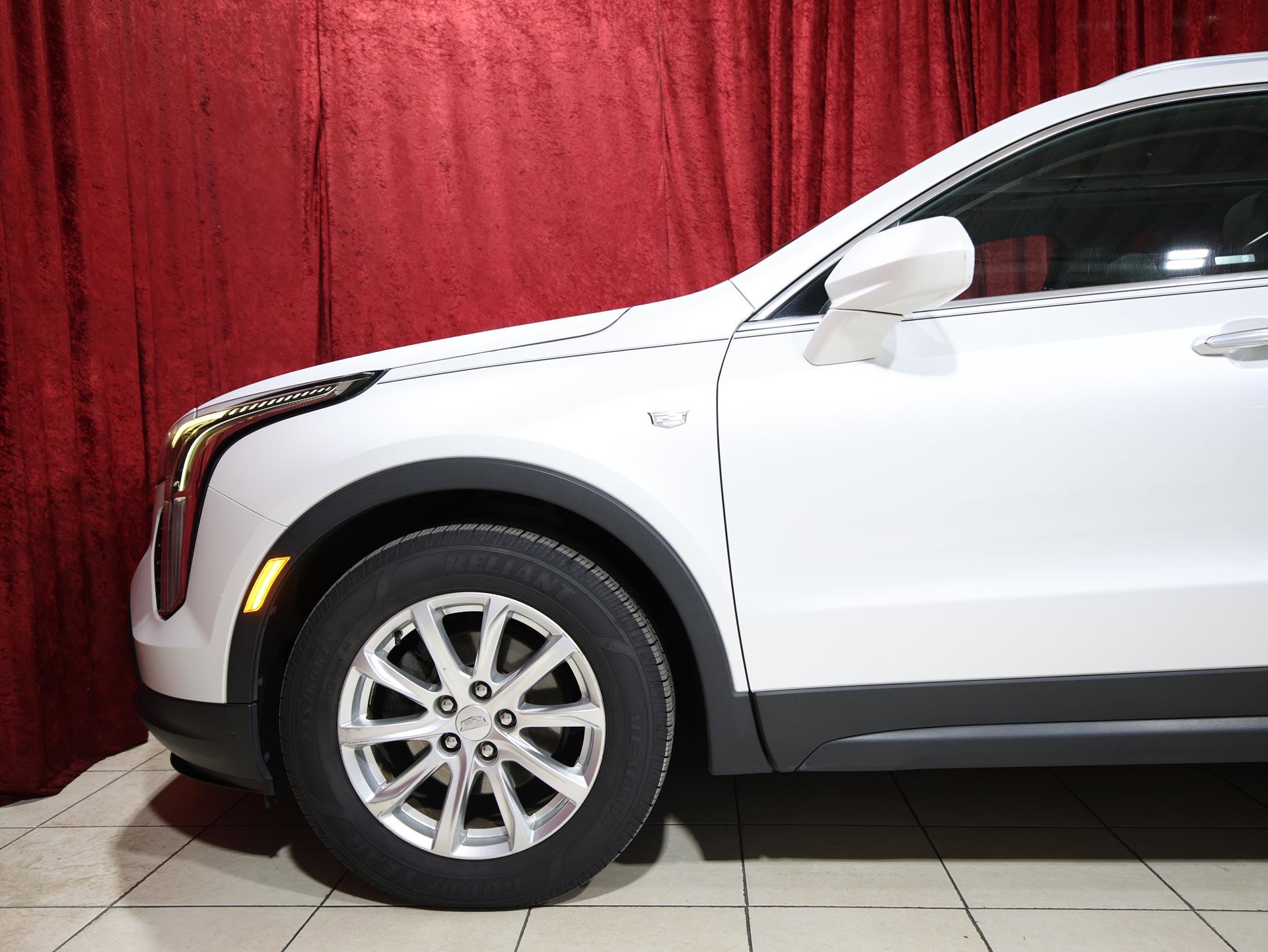 Used 2019 Cadillac XT4 Luxury image 5