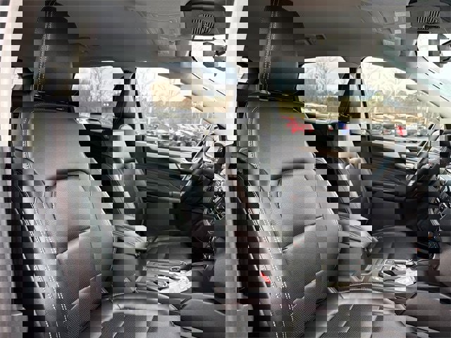 Used 2022 Ford Escape SEL image 19