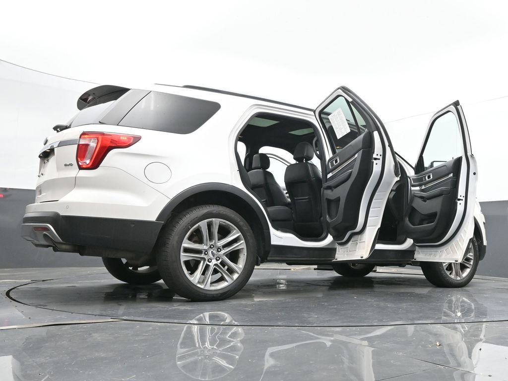 Used 2017 Ford Explorer Limited w/ Equipment Group 301A image 78