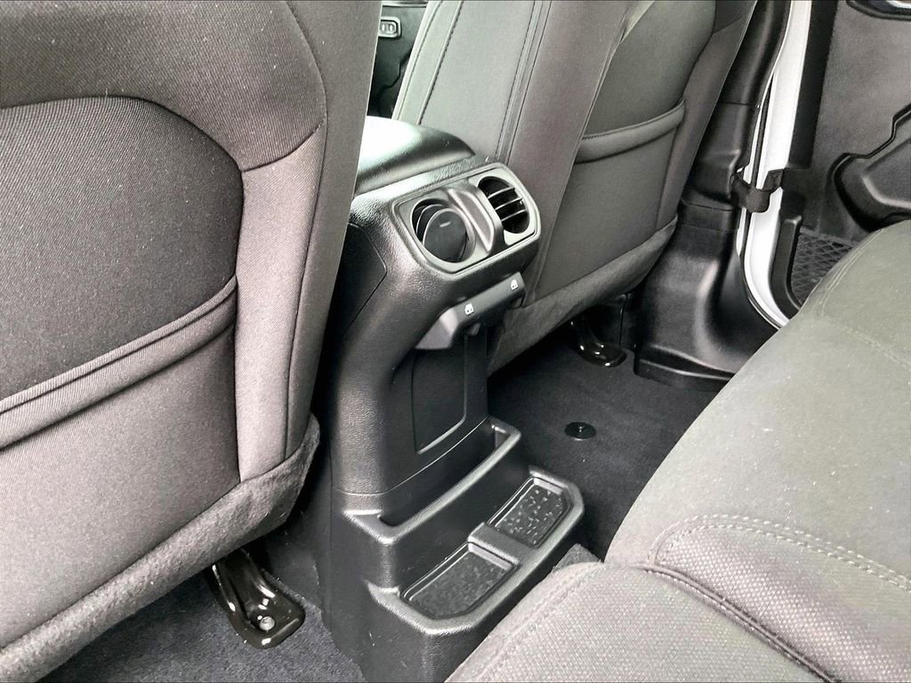 Used 2023 Jeep Wrangler Unlimited w/ Cold Weather Group AWD/4WD image 27