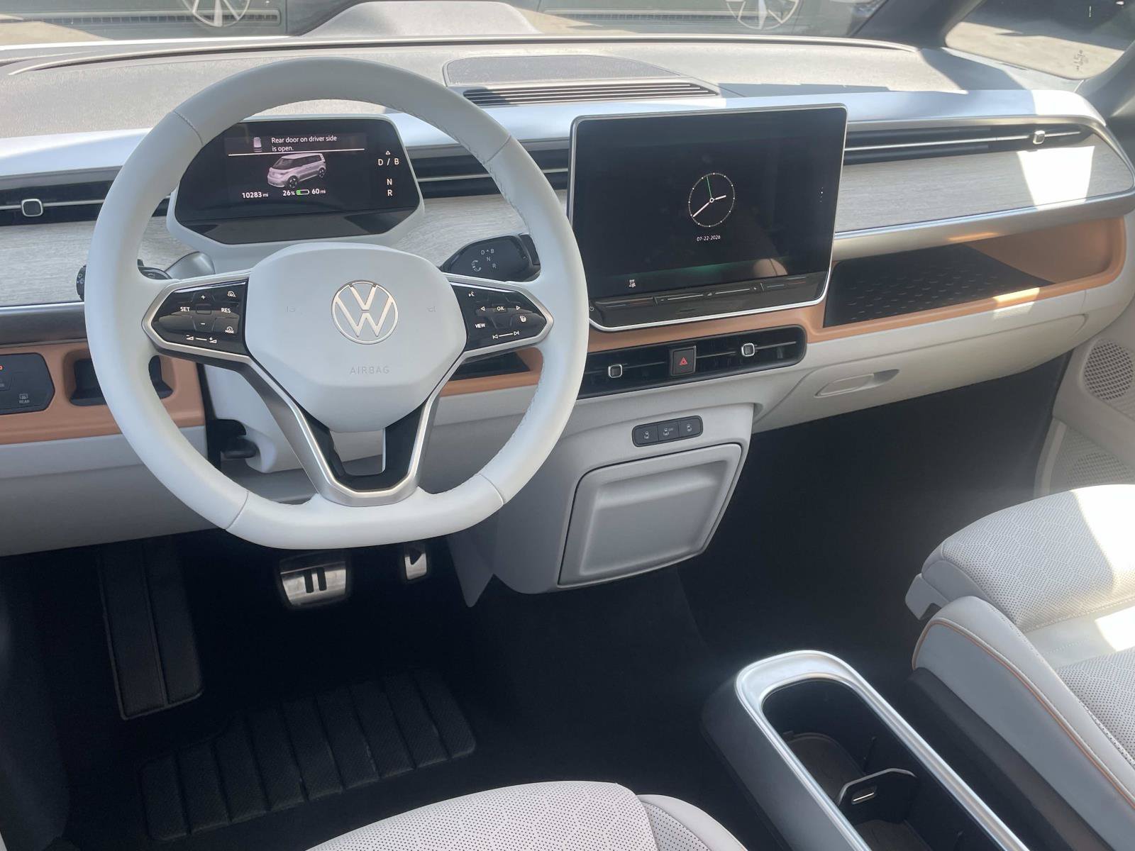 Certified 2025 Volkswagen ID. Buzz 1st Edition RWD image 7