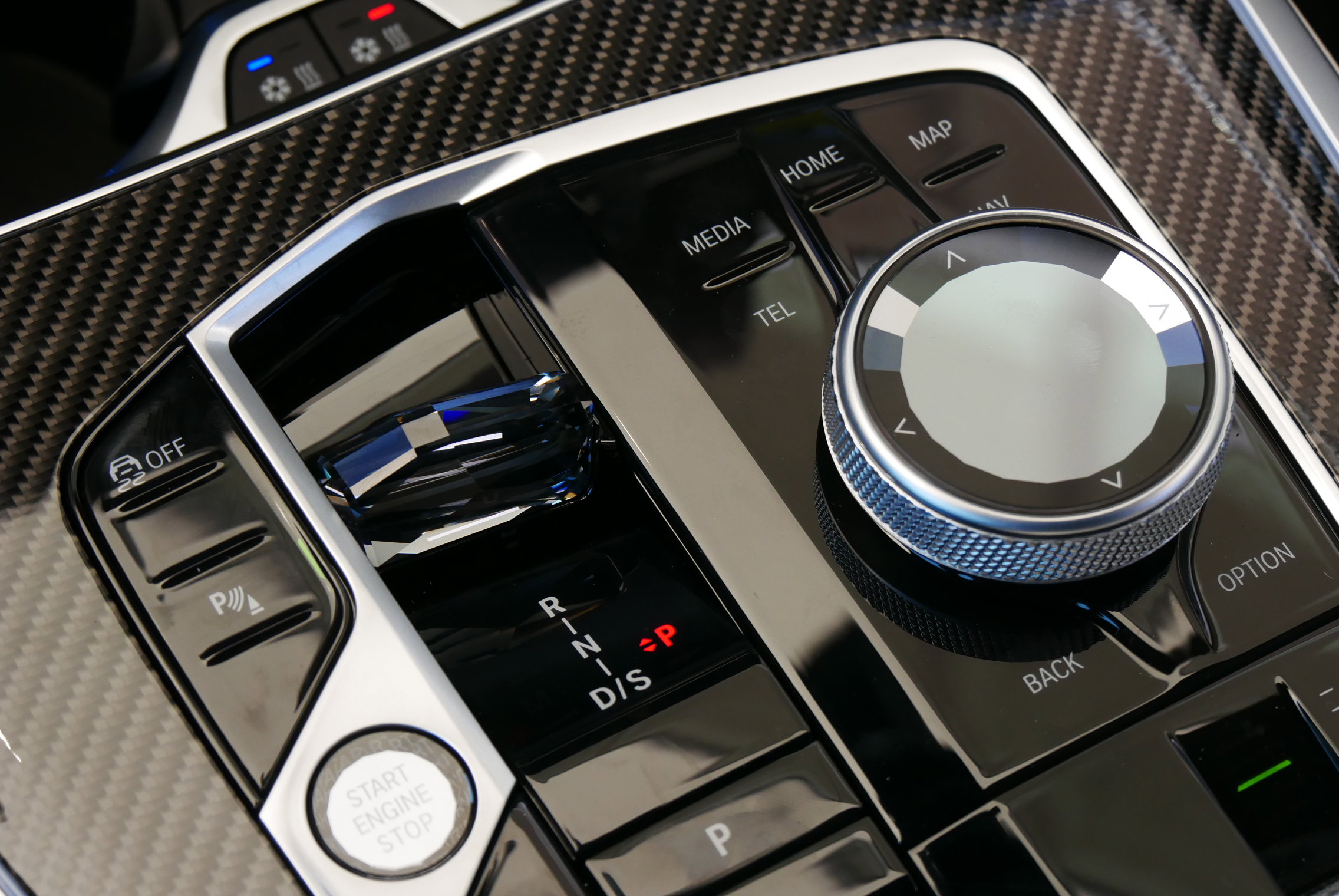 New 2026 BMW X7 M60i image 17