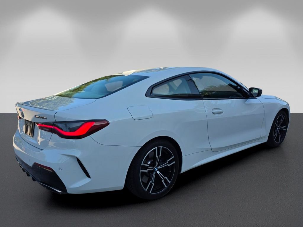 Used 2022 BMW M440i Coupe w/ Premium Package RWD image 4